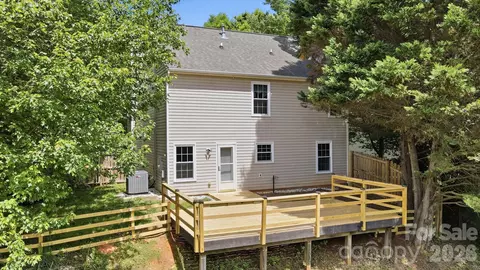 Exterior - 1264 Winding Path Rd, Clover, SC 29710 photo 8 of 8