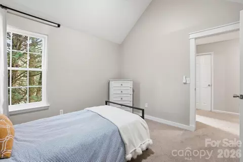 Bedroom - 1264 Winding Path Rd, Clover, SC 29710 photo 5 of 8