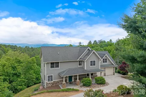 77 Paradise Rdg, Marshall, NC 28753