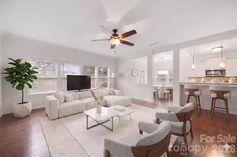 7031 Friar Tuck Ln, Mint Hill, NC 28227