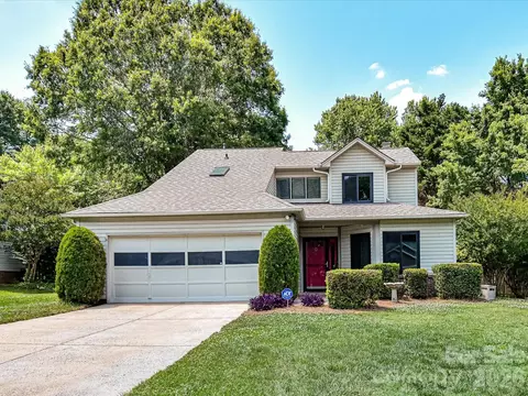 9518 Cedar River Rd, Huntersville, NC 28078