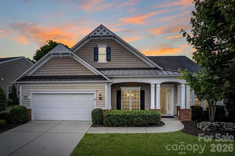 2015 Yellowstone Dr, Fort Mill, SC 29707