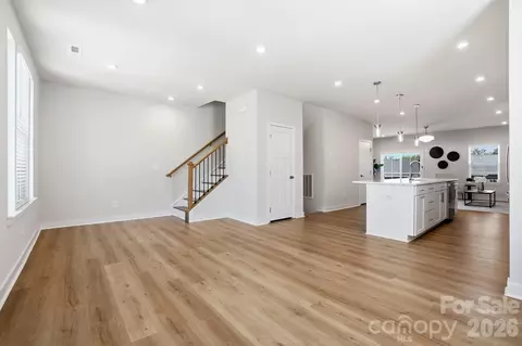 Living - 921 Portrush Ln, Tega Cay, SC 29708 photo 5 of 9