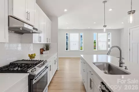 Kitchen - 921 Portrush Ln, Tega Cay, SC 29708 photo 4 of 4
