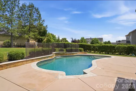 1711 Laurel Hill Dr, Waxhaw, NC 28173