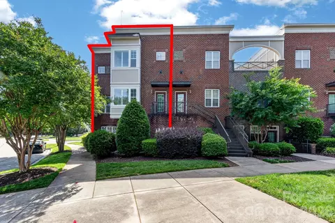 262 Harbour Place 15 Dr #15, Davidson, NC 28036