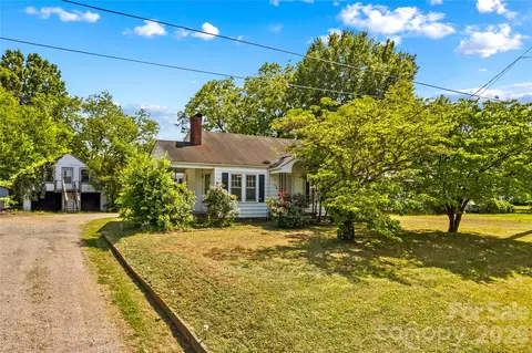3161 Poplar Tent Rd, Concord, NC 28027
