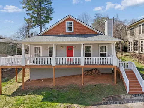 39 Littleton Rd, Lake Junaluska, NC 28745