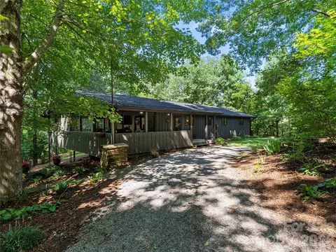115 Bittersweet Trl, Canton, NC 28716