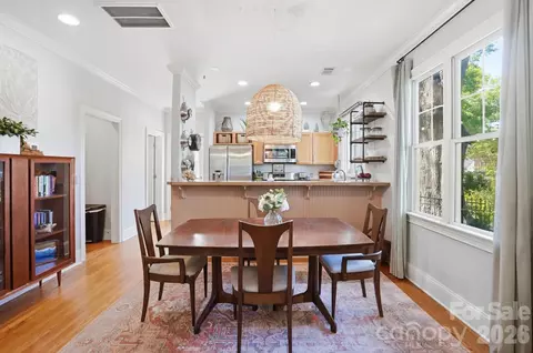 Dining - 534 Spring St, Davidson, NC 28036 photo 1 of 3