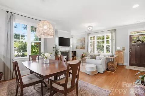 Dining - 534 Spring St, Davidson, NC 28036 photo 3 of 3