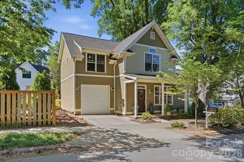 Exterior - 534 Spring St, Davidson, NC 28036 photo 2 of 10