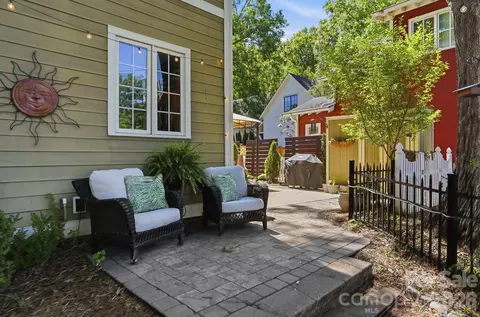 Exterior - 534 Spring St, Davidson, NC 28036 photo 8 of 10