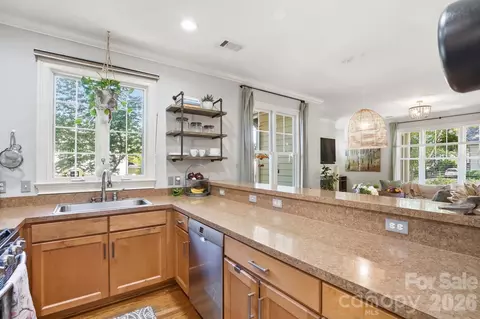 Kitchen - 534 Spring St, Davidson, NC 28036 photo 2 of 4