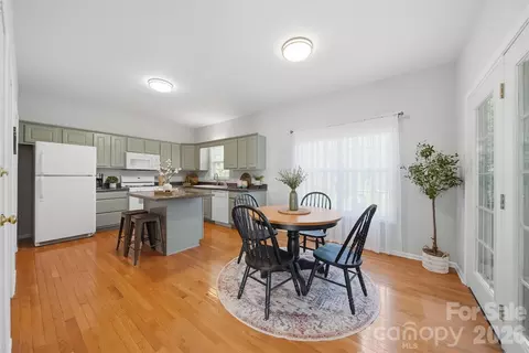 Other - 19 Heron Cove B Loop #B, Hickory, NC 28601 photo 2 of 12