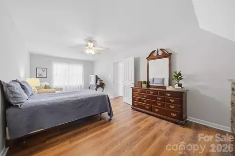 Bedroom - 19 Heron Cove B Loop #B, Hickory, NC 28601 photo 3 of 4