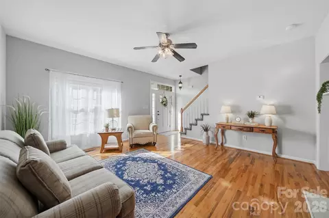 Living - 19 Heron Cove B Loop #B, Hickory, NC 28601 photo 2 of 4