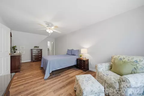 Bedroom - 19 Heron Cove B Loop #B, Hickory, NC 28601 photo 1 of 4