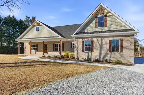 6922 Charnel Ln, Climax, NC 27233