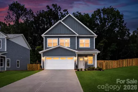 6633 Terry Ln, Charlotte, NC 28215