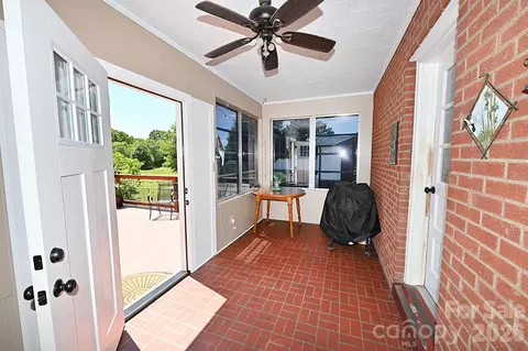 Exterior - 902 E Boyd St, Maiden, NC 28650 photo 2 of 8