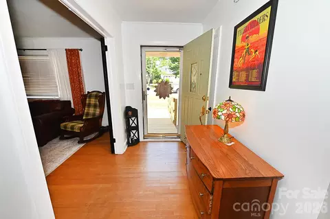 Entry Way - 902 E Boyd St, Maiden, NC 28650 photo 1 of 1