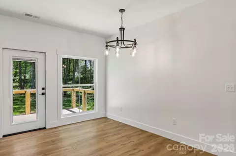 36 Haywood Crossing Dr, Hendersonville, NC 28791 | MLS# 4381695