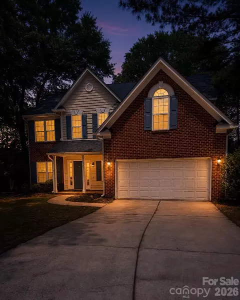7411 Gate Key Ct, Stanley, NC 28164