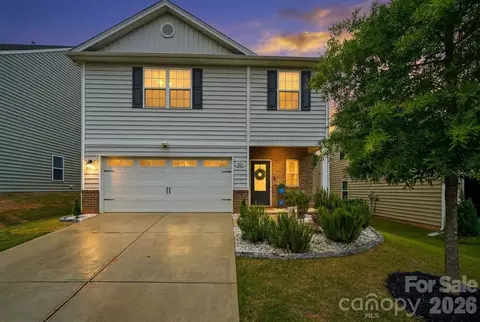 621 Cape Fear St, Fort Mill, SC 29715
