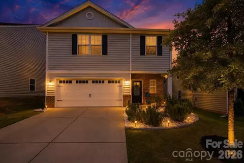 621 Cape Fear St, Fort Mill, SC 29715