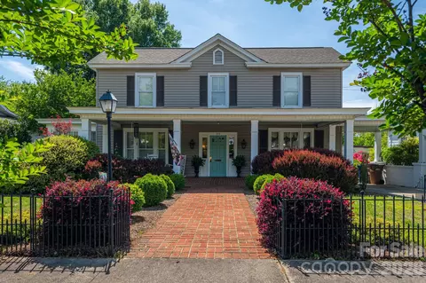 314 S Cedar St, Lincolnton, NC 28092