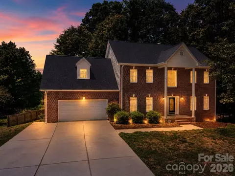 1535 20th Avenue Ne Pl NE, Hickory, NC 28601