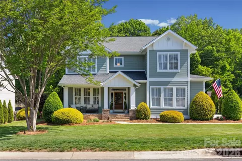 138 Misty Woods Dr, Clover, SC 29710