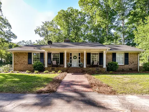 1303 Quail Dr, Monroe, NC 28112
