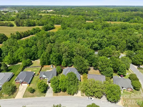 View/Area - 3208 Continental Dr, Monroe, NC 28110 photo 2 of 7