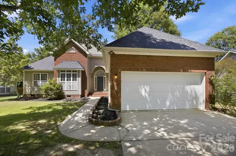 Exterior - 3208 Continental Dr, Monroe, NC 28110 photo 8 of 8