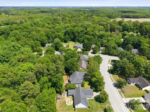 View/Area - 3208 Continental Dr, Monroe, NC 28110 photo 6 of 7