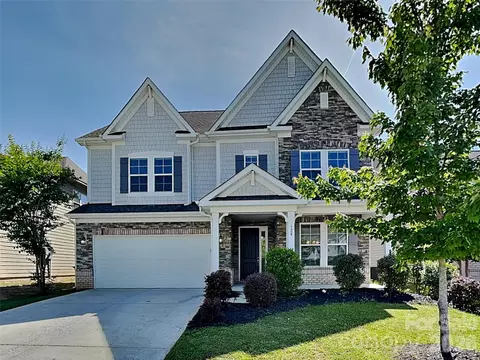 124 Hillston Ln, Mooresville, NC 28115