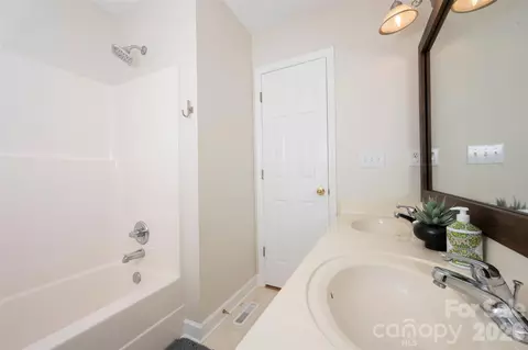 Bath - 144 High Meadows Rd, Advance, NC 27006 photo 4 of 5