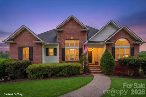 144 High Meadows Rd, Advance, NC 27006