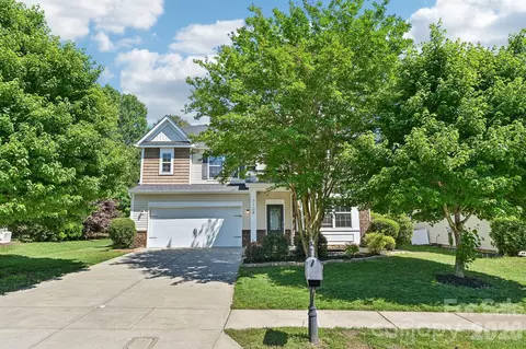 7108 Kinley Commons Ln, Charlotte, NC 28278