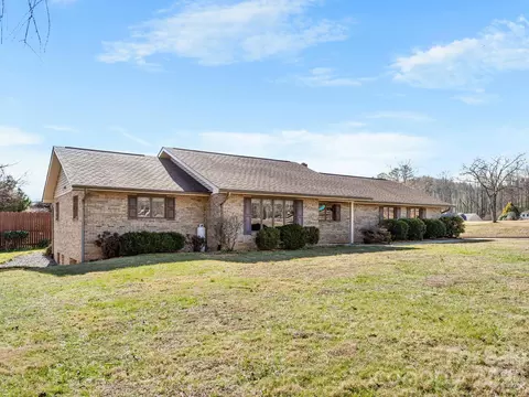 1287 Charlotte Hwy, Fairview, NC 28730