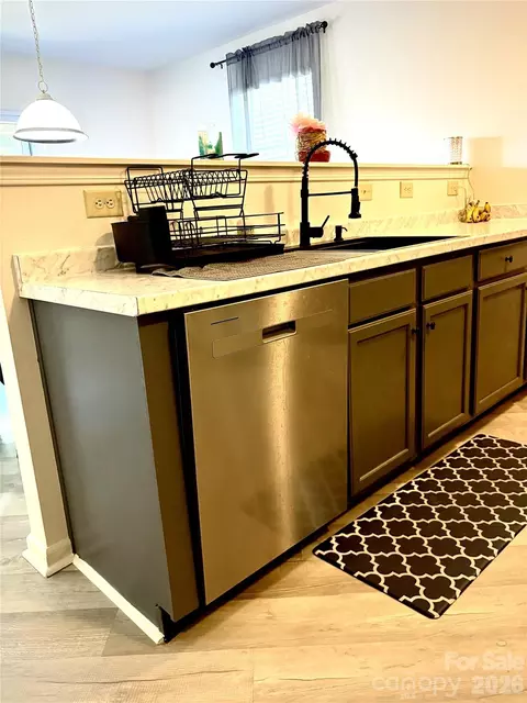 Kitchen - 2514 Spring Breeze Way, Monroe, NC 28110 photo 3 of 4