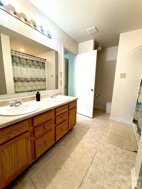 Bath - 2514 Spring Breeze Way, Monroe, NC 28110 photo 2 of 3