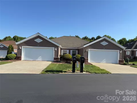 11 A Heather Way, Candler, NC 28715