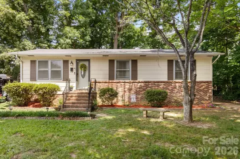 317 Willow St, Stanley, NC 28164
