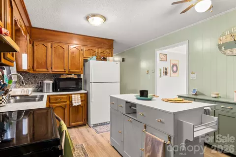Kitchen - 317 Willow St, Stanley, NC 28164 photo 2 of 3