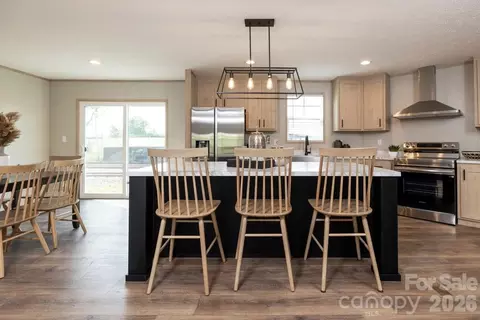 817 Jupiter Rd, Weaverville, NC 28787