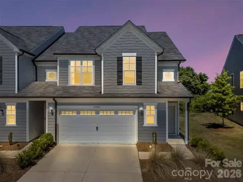 23206 Clarabelle Dr, Charlotte, NC 28273