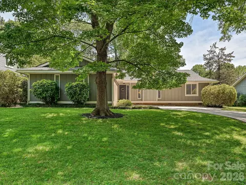 1130 Cameo Ct, Charlotte, NC 28270
